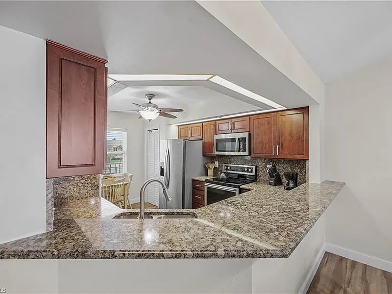 2050 W Crown Pointe Blvd #C-214 — Photo 7