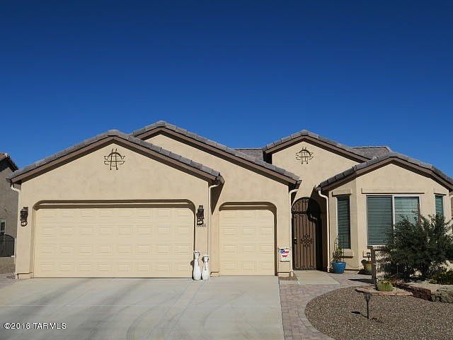1st image of 62886 E Oakwood Dr