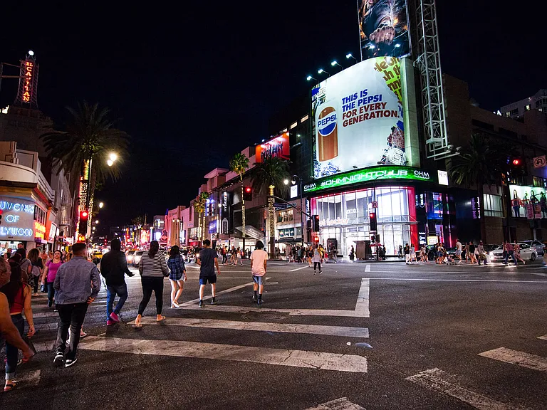 Close to lively nightlife