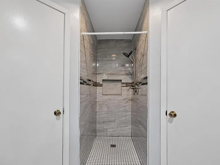 10706 Sagebluff Dr — Photo 14