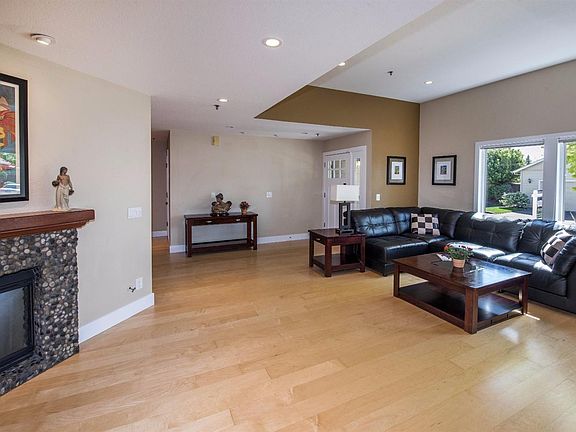 3rd image of 488 Emilys Meadow Ct
