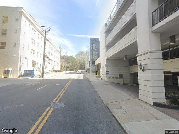 Exterior Neighborhood (street photo)