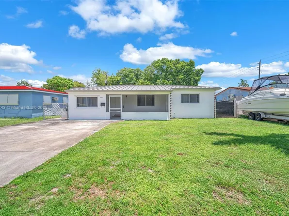 3241 SW 66th Ave, Hollywood, FL 33023