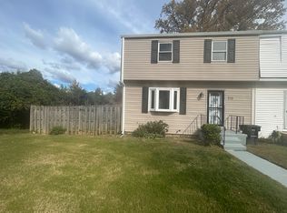915 Michele Ct, Landover, MD 20785