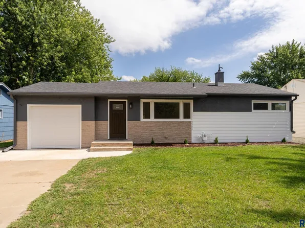 2308 S Jefferson Ave, Sioux Falls, SD 57105