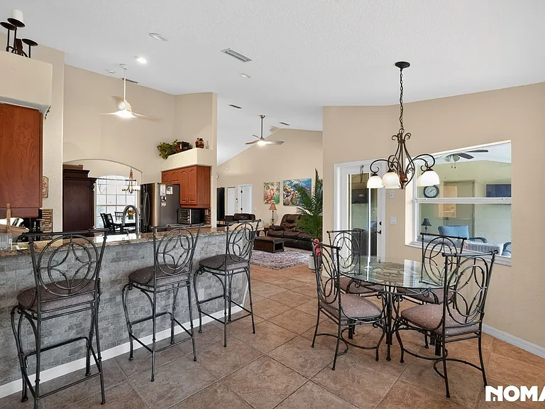 289 W Pine Valley Ln — Photo 33