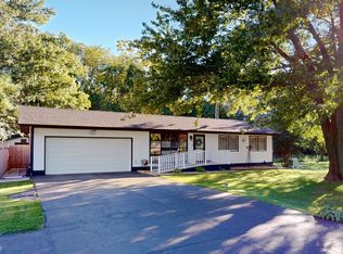 42W701 Star Ln, Sugar Grove, IL 60554
