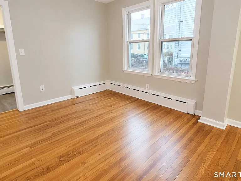 17 N Spring St #1 — Photo 7