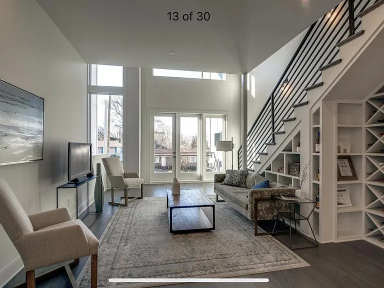 1011B Southside Ave — Photo 6