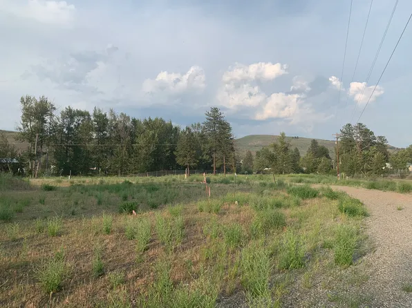 142 Evergreen Loop, Twisp, WA 98856