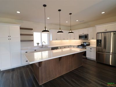 1424 Mountain View Rd, El Cajon, CA, 92021