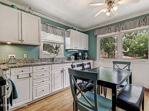 4th image of 11543 S Sacramento Dr