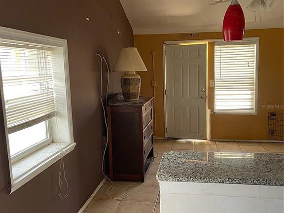 2nd image of 1757 Creek Ln APT A