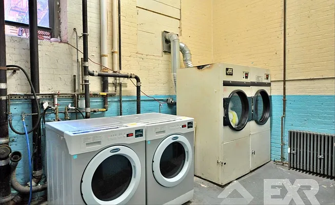 Rented by EXR | media 15