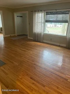90 Lakewood Dr — Photo 11