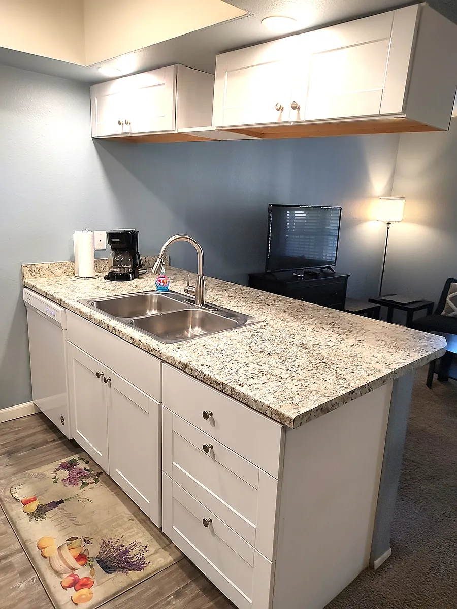 Building Photo - 461 W Holmes Ave #268