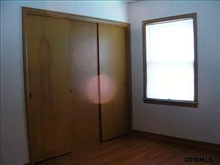 4th image of 240 W Linden Ave