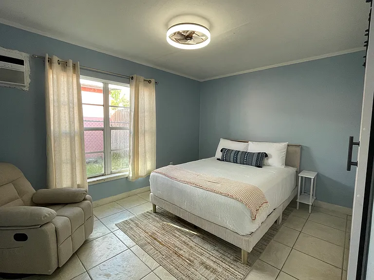 221 Harrison Ave #221 — Photo 4