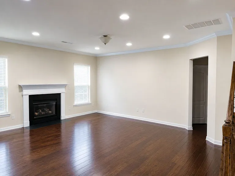 10665 Sky Chase Ave NW — Photo 8