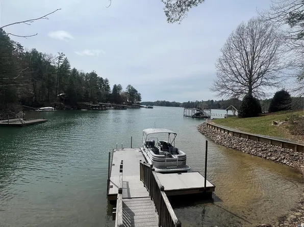 1600 Lillians Point Ct Unit 33, Morganton, NC 28655