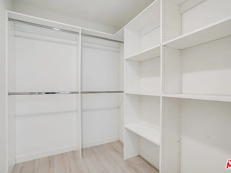 1021 S Shenandoah St #501 — Photo 10
