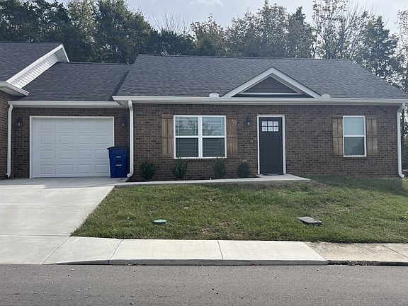 3rd image of 123 Dogwood Ct