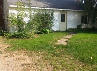 1310 Davis St, Hammond, WI 54015