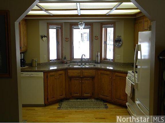 5th image of 20745 Tyler St NE