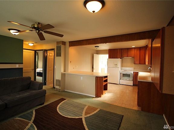 4th image of 2317 Highland Ave