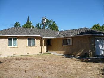 1st image of 2560 Leigh Ave