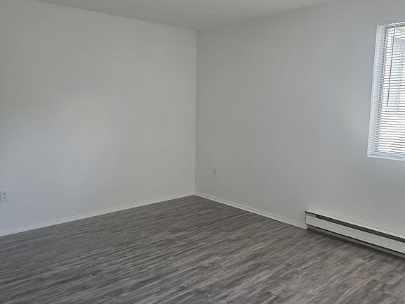 3rd image of 7 Padanaram Rd #J216