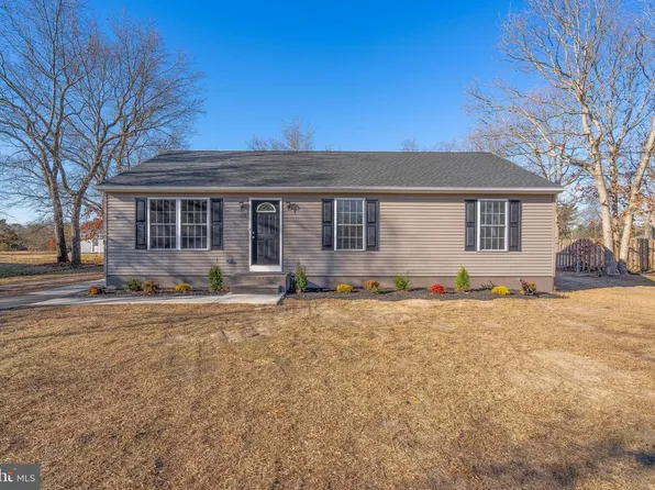 1058 Charles St, Vineland, NJ 08360