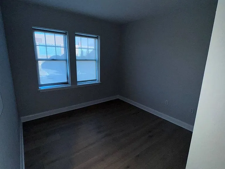 56 Imlay St — Photo 6