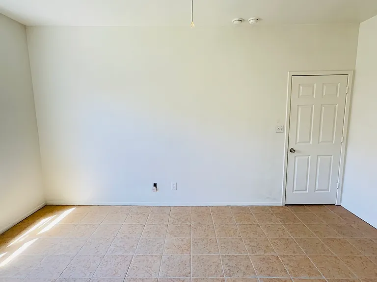 7632 Livvie Meador Ln — Photo 22