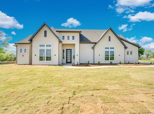 111 Barefoot Bay Blvd, Corsicana, TX