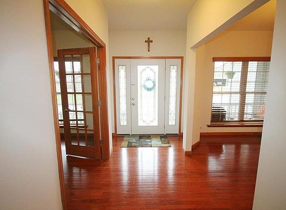 2nd image of 31 Mason Hill Dr