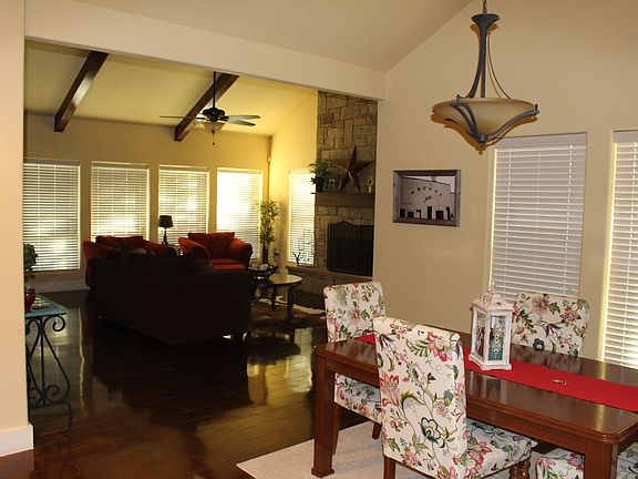5th image of 730 La Paloma Dr