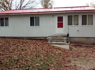 203 E Dallas St, Hermitage, MO 65668