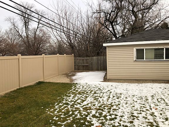4th image of 35 E Arquilla Dr