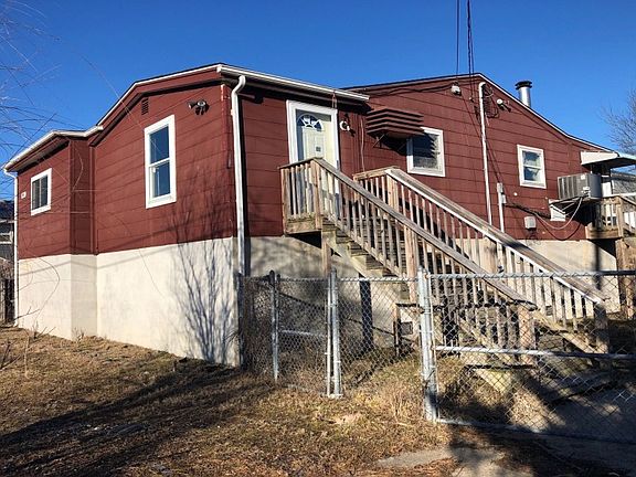 3rd image of 309 Harvey Ave