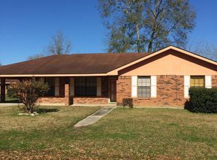 608 Rosa St, Picayune, MS 39466