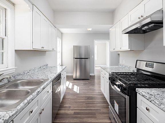 Kitchen with appliances