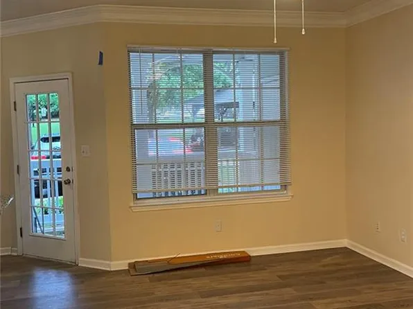 245 Amal Dr SW, Atlanta, GA 30315
