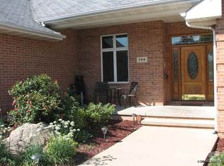 598 6th Ave SW, Dyersville, IA 52040