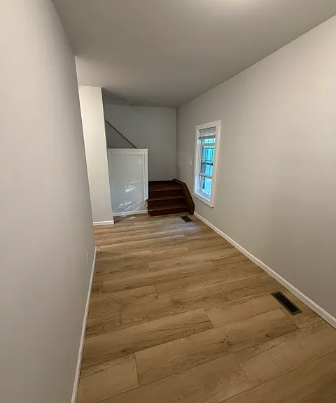 1673 Broadway St — Photo 22