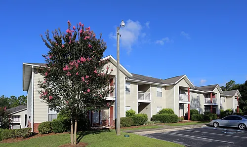 Riverwood Apartments Photo 1