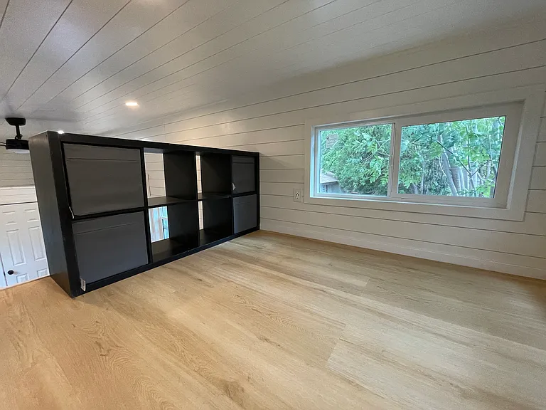 1868 W Phillips Dr — Photo 28