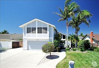 2nd image of 2445 Balmoral Ct