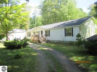 5220 W Fike Rd, Coleman, MI 48618
