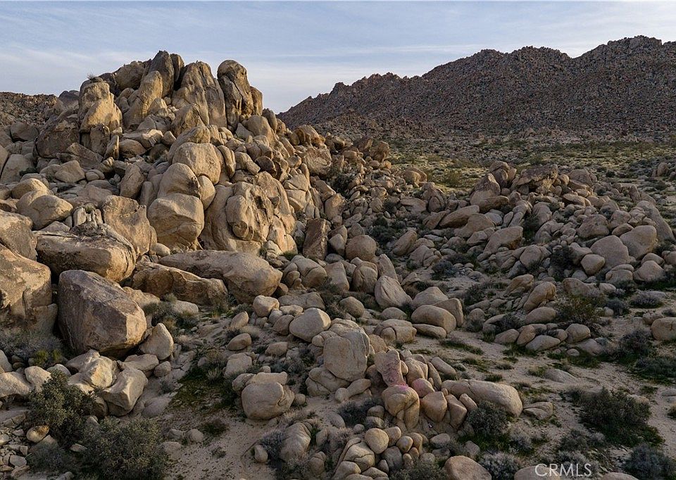 1st image of 63251 Chickasaw Rd